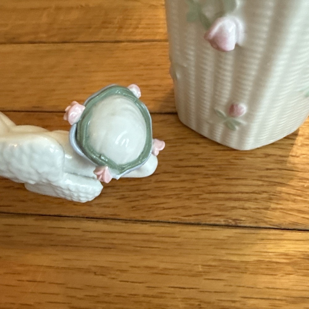 Vintage Cottagecore Rose Pink Floral Porcelain Toothbrush Holder & Angel Figure - Picture 7 of 10